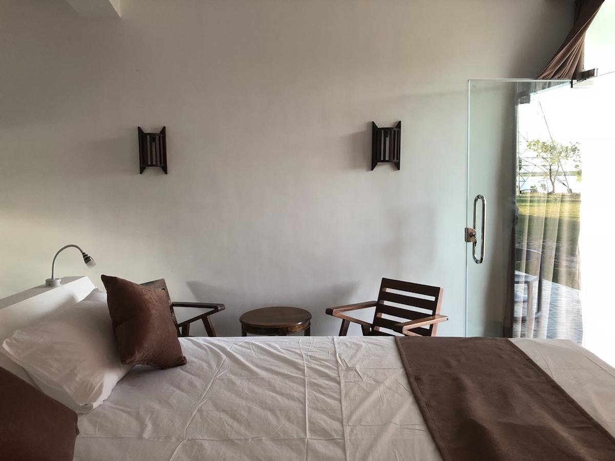 Ypsylon Resort Ostkueste 尼拉瓦利 外观 照片